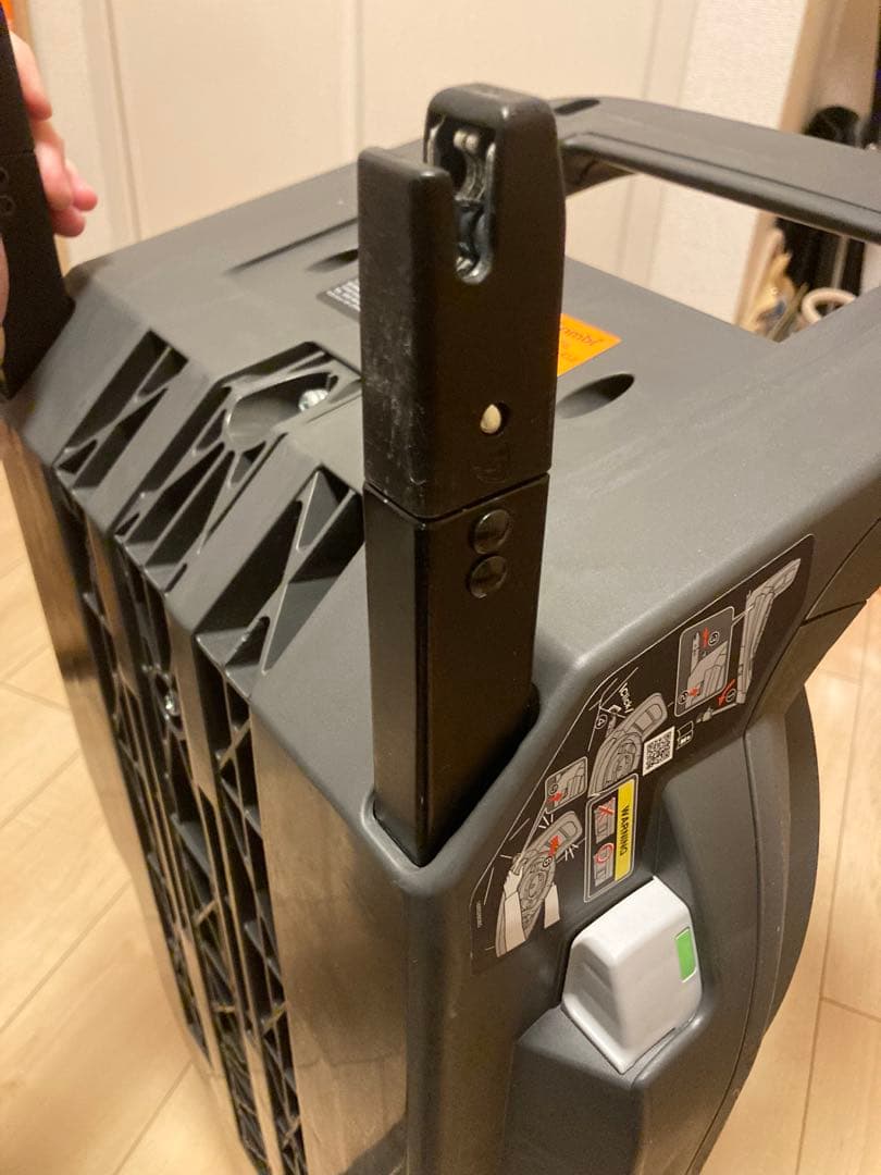 Combi THE S のせかえベース　チャイルドシート用 ベースのみ