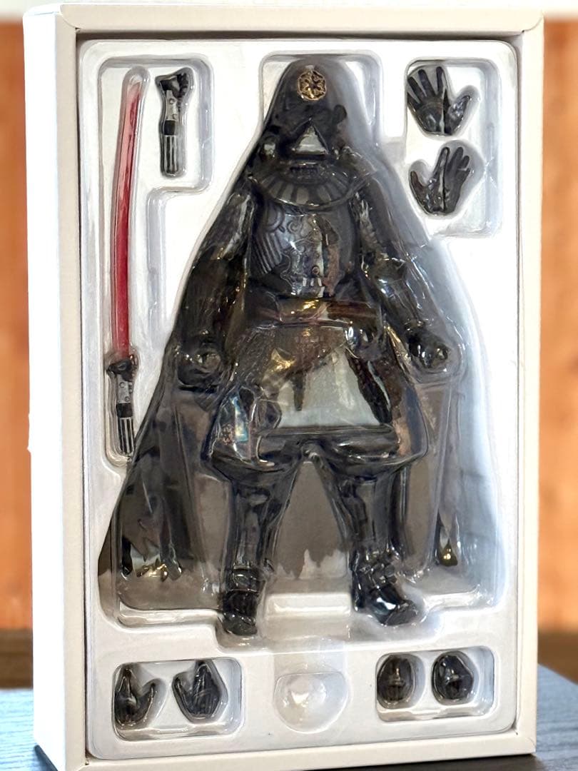 スター・ウォーズのサムライダースタイルのダース・ベイダー