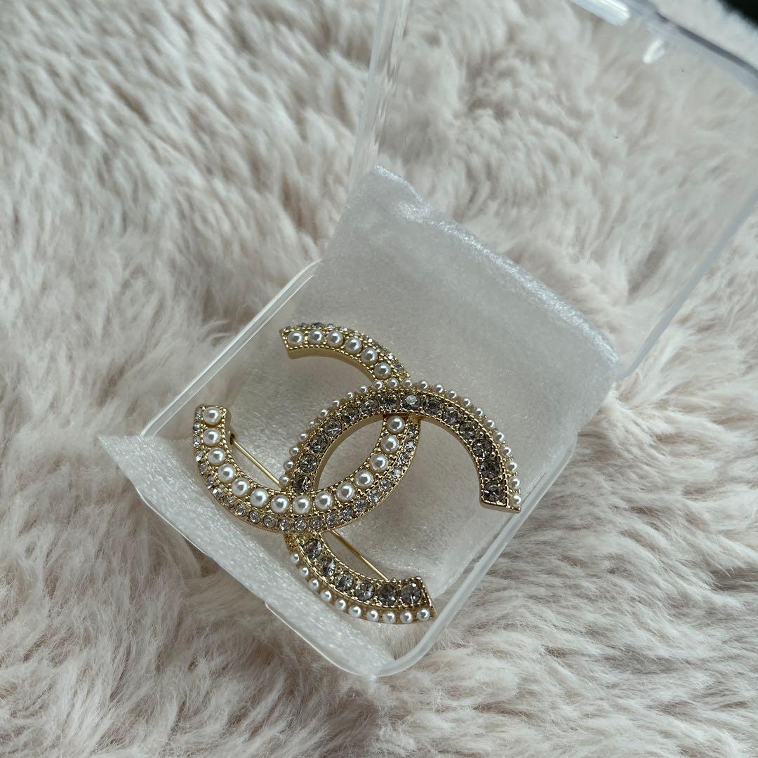 CHANEL CCロゴ ブローチ ゴールド