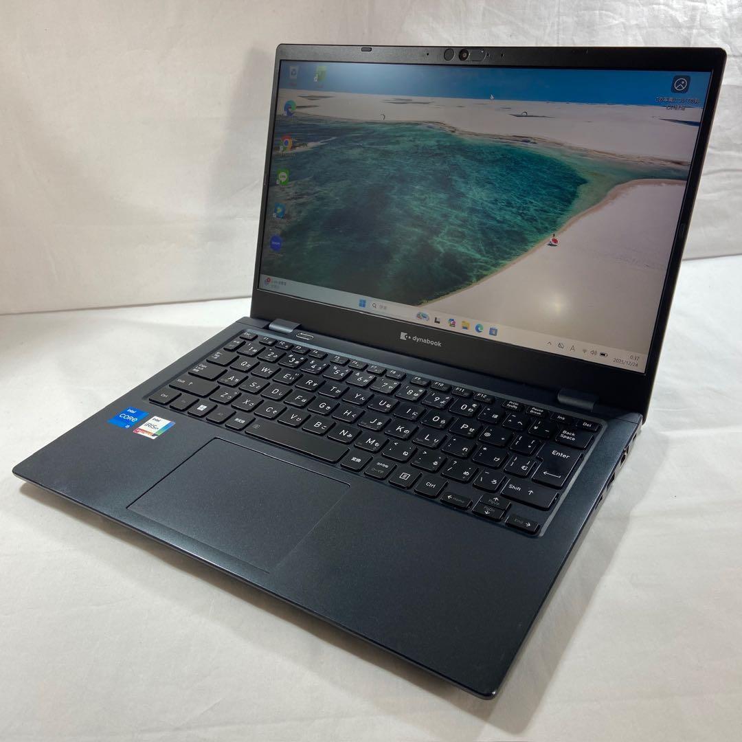 ★2022年製★ 超軽量モデル SSD512GB dynabook F19