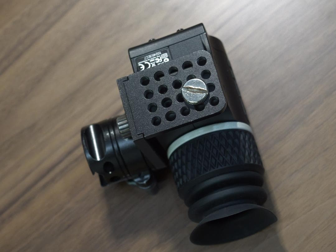 RED DSMC1 用ファインダー　BOMB EVF ケーブル付き