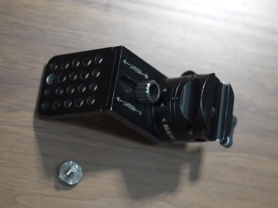 RED DSMC1 用ファインダー　BOMB EVF ケーブル付き