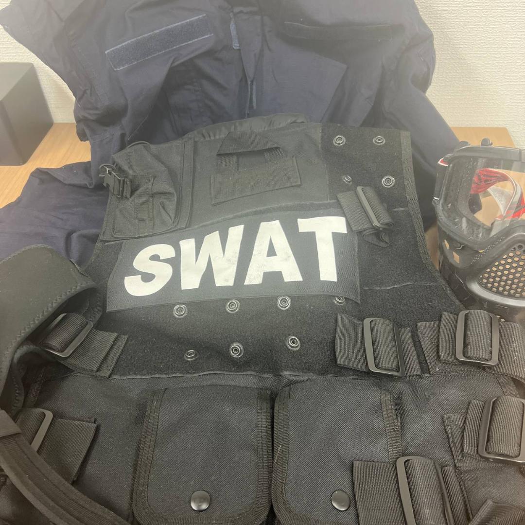 サバゲー引退品 SWAT装備セット ベスト/エアガン/ハンドガン/ゴーグル一式