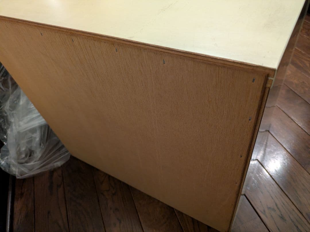 糸収納ケース ＋絹手縫糸約80巻 ＋α　セット