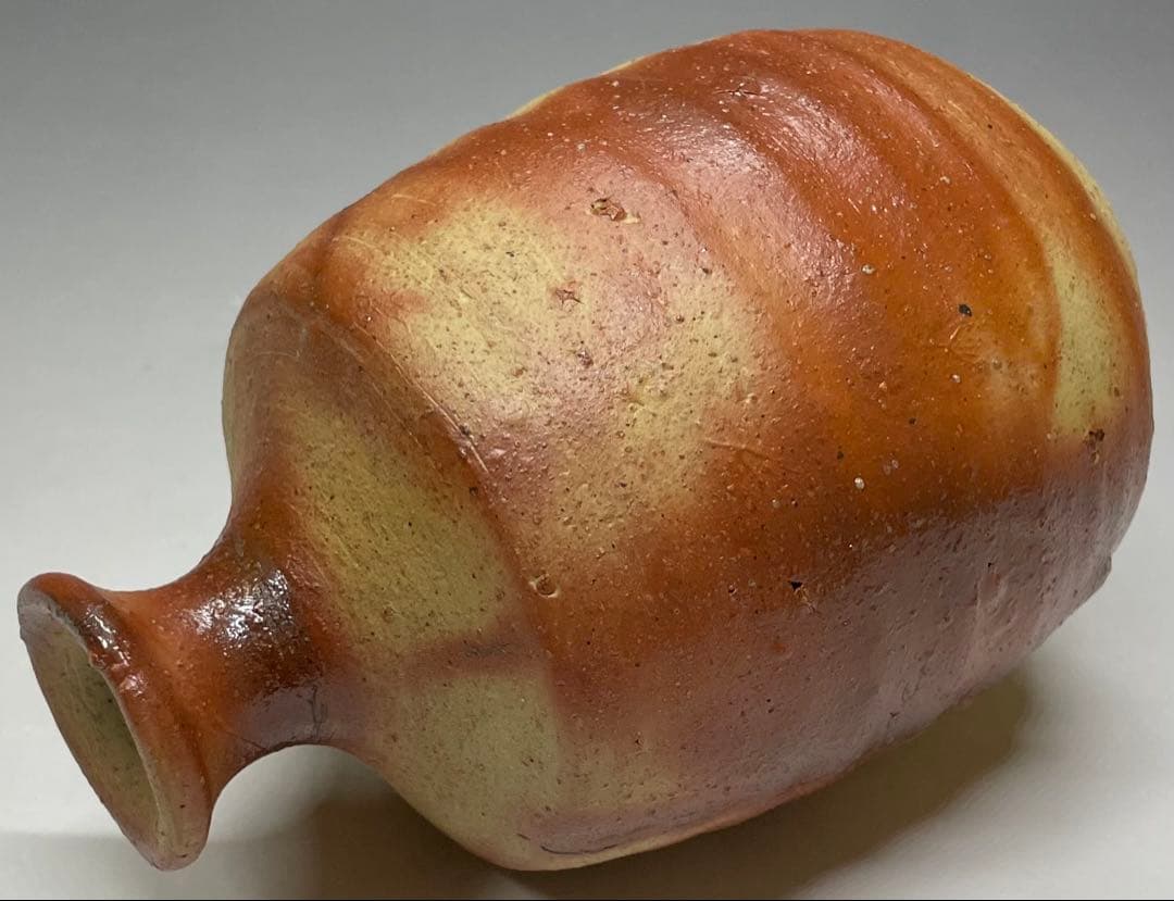 人間国宝　伊勢崎淳　備前緋襷徳利　備前焼　共箱(四方桟盛蓋) 栞　d1194