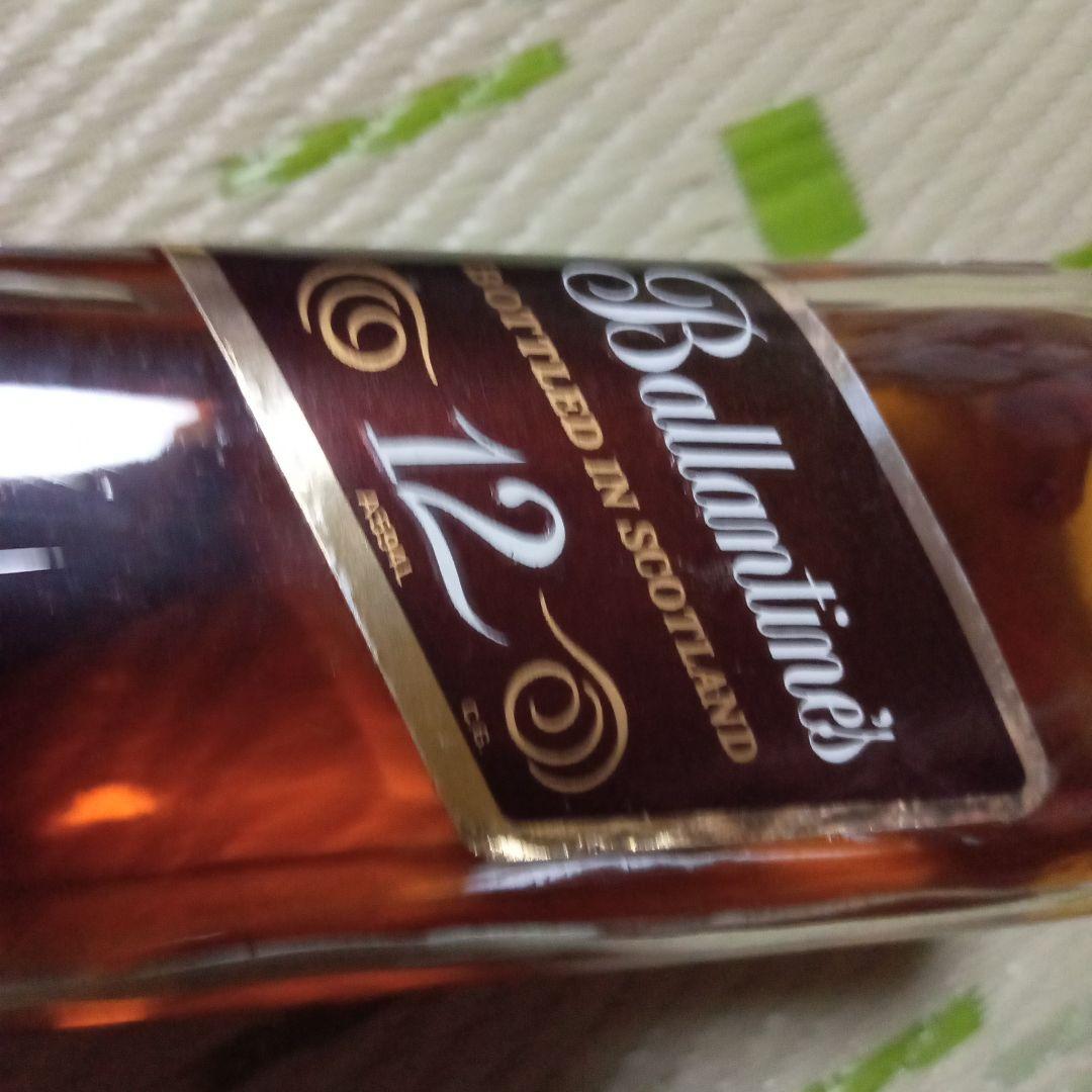 大*本様 未開栓　Ballantine's 12 Years Old 750ml