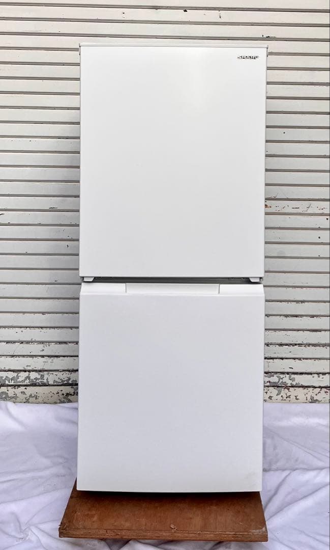 ②【送料無料】SHARP 冷蔵庫 152L SJ-D15K-W 2023年