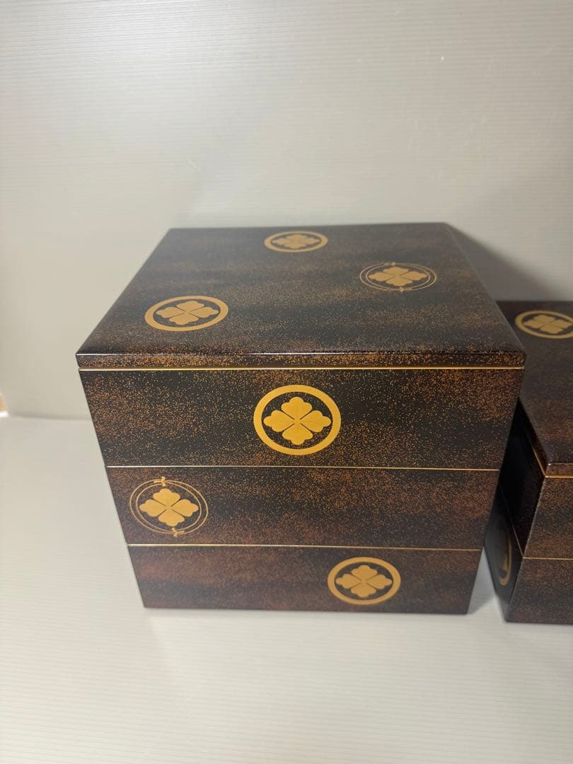 2088 輪島塗り　沈金重箱　金蒔絵　蓋2枚　5重　高級