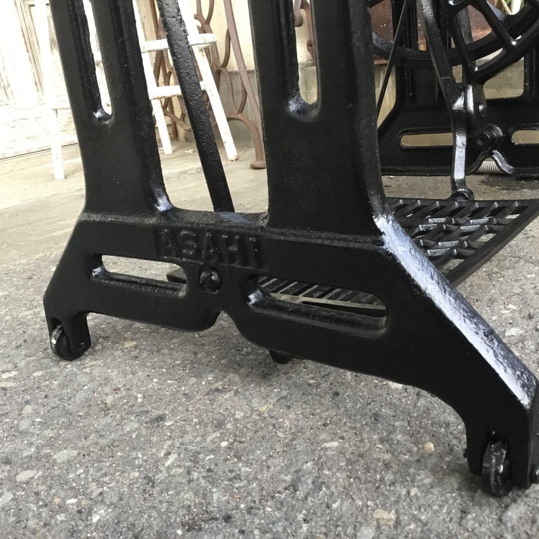 ASAHI ヴィンテージ テーブル鉄脚　アイアン　ブラック　テーブルに！