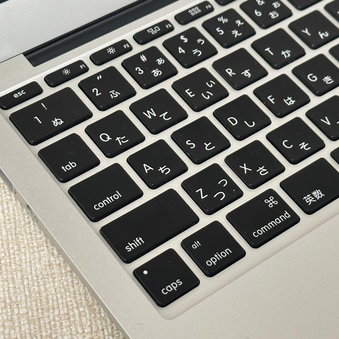 MacBook本体 MacBook Air (11-inch, Early 2014) 128GB