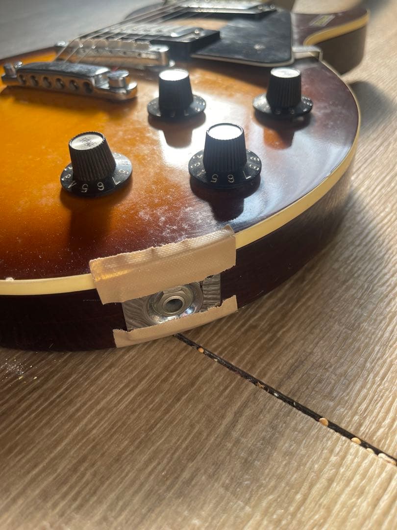 Roland サンバースト エレキギター