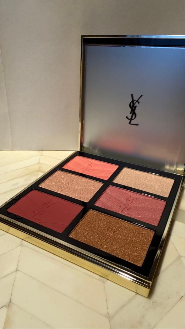 セール中✨YSL フェイスパレット 2025【新品・未開封／ホリデー限定】