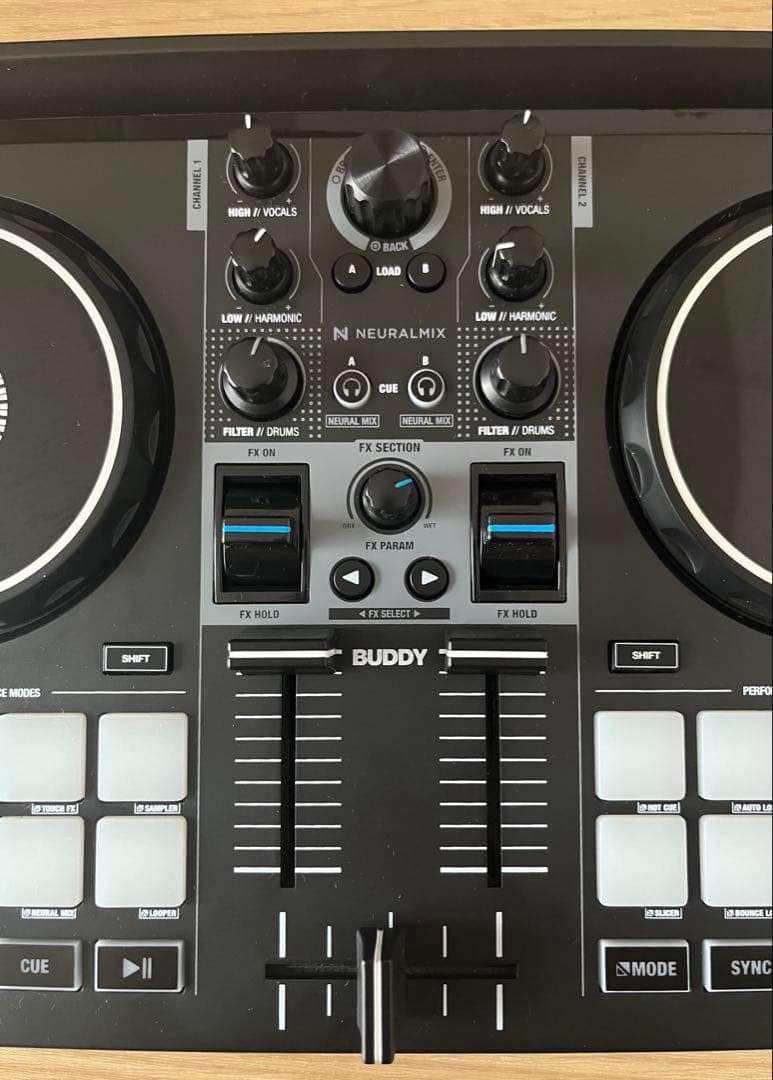 ④Reloop BUDDY DJコントローラー