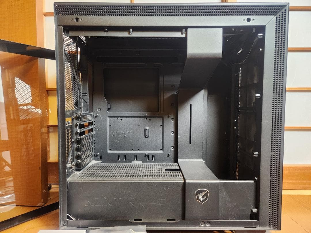 NZXT H710i ミッドタワーATXケース 120 140 RGBファン付
