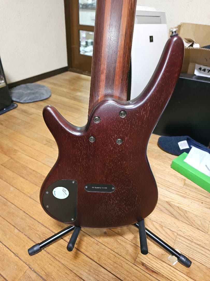 SR506 Ibanez 6弦ベース　最終値下げ！