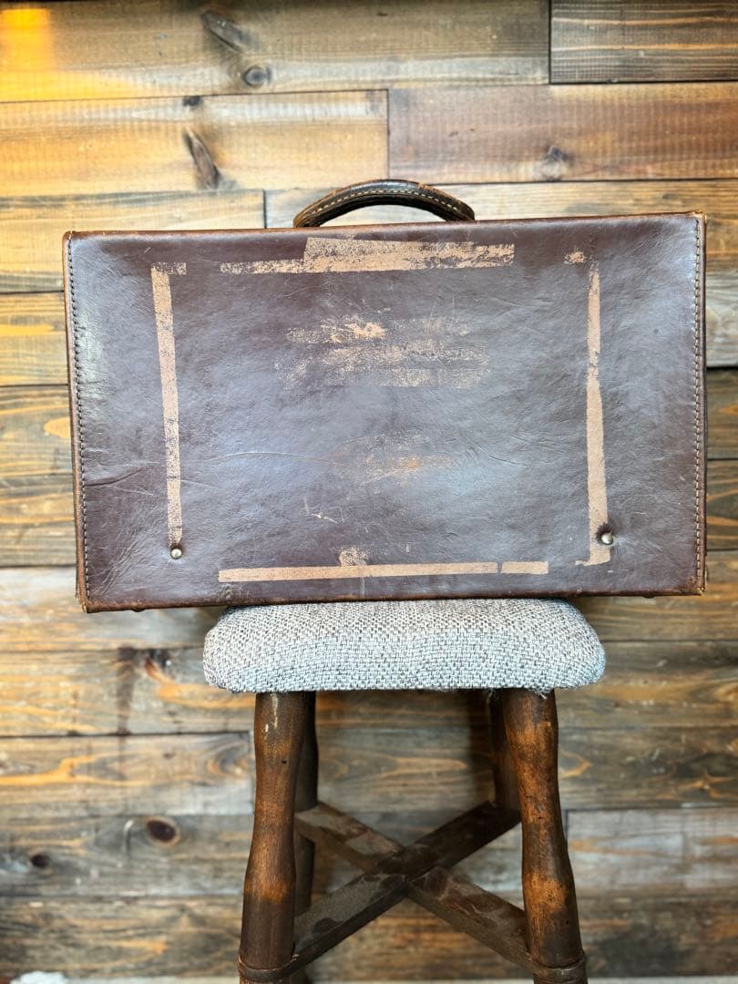 イギリス製　ビンテージトランク