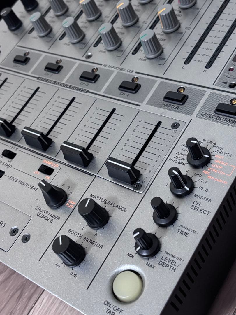 Pioneer DJM-600 DJミキサー 本体