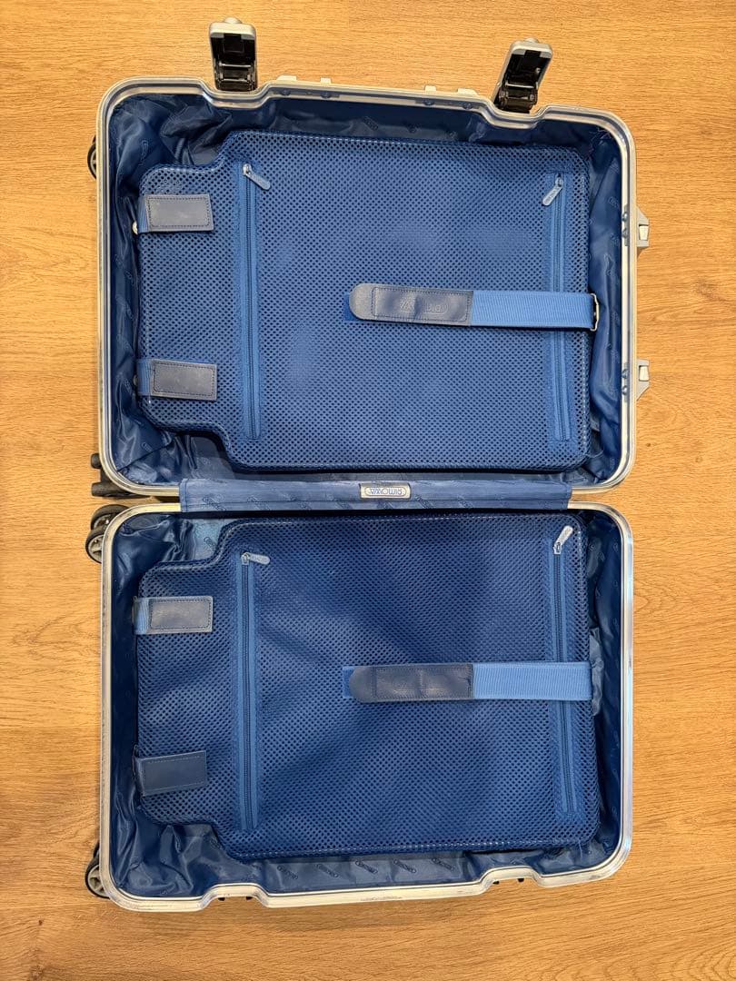 【廃盤品】RIMOWA TOPAS 32L 4輪 機内持込可 932.52.11