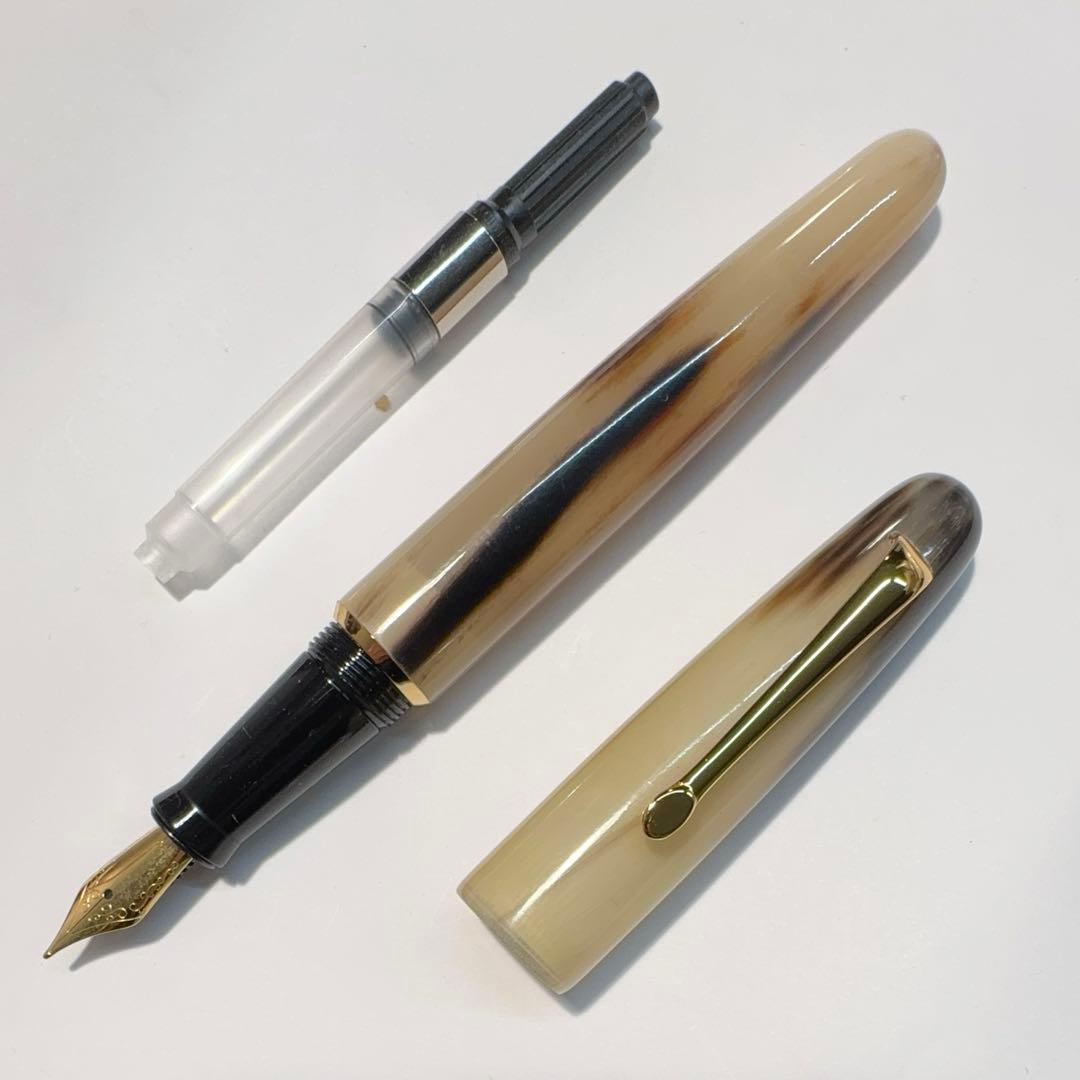 【稀少品】■天然素材 水牛角軸 万年筆 M 中字 Jowoペン先 新品■
