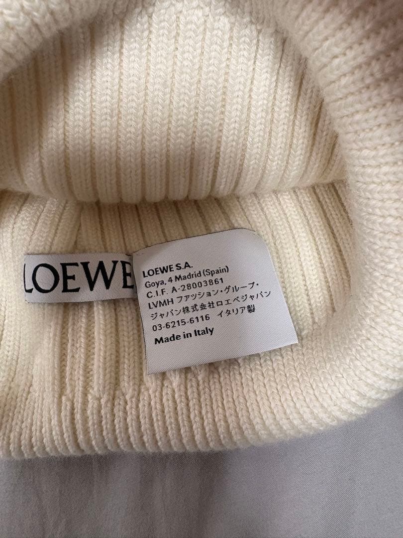 LOEWE ロエベ　ニット帽　ホワイト