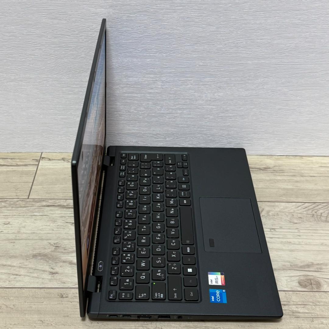 超軽量 dynabook G83HU 第11世代i5 16GB SSD 13型