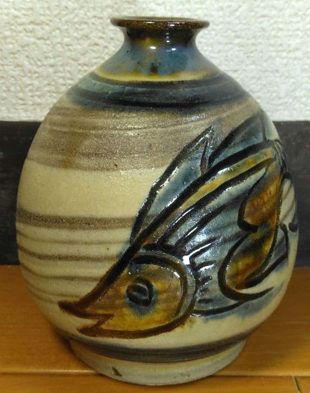 人間国宝 金城次郎 徳利 栞 共箱 未使用美品 壺屋焼 壷屋焼 海老笑魚紋徳利