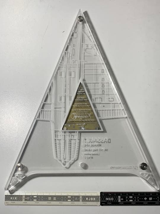 フランス空軍 戦闘機 ダッソー ミラージュ IIIE タグ ディスプレイ グレー