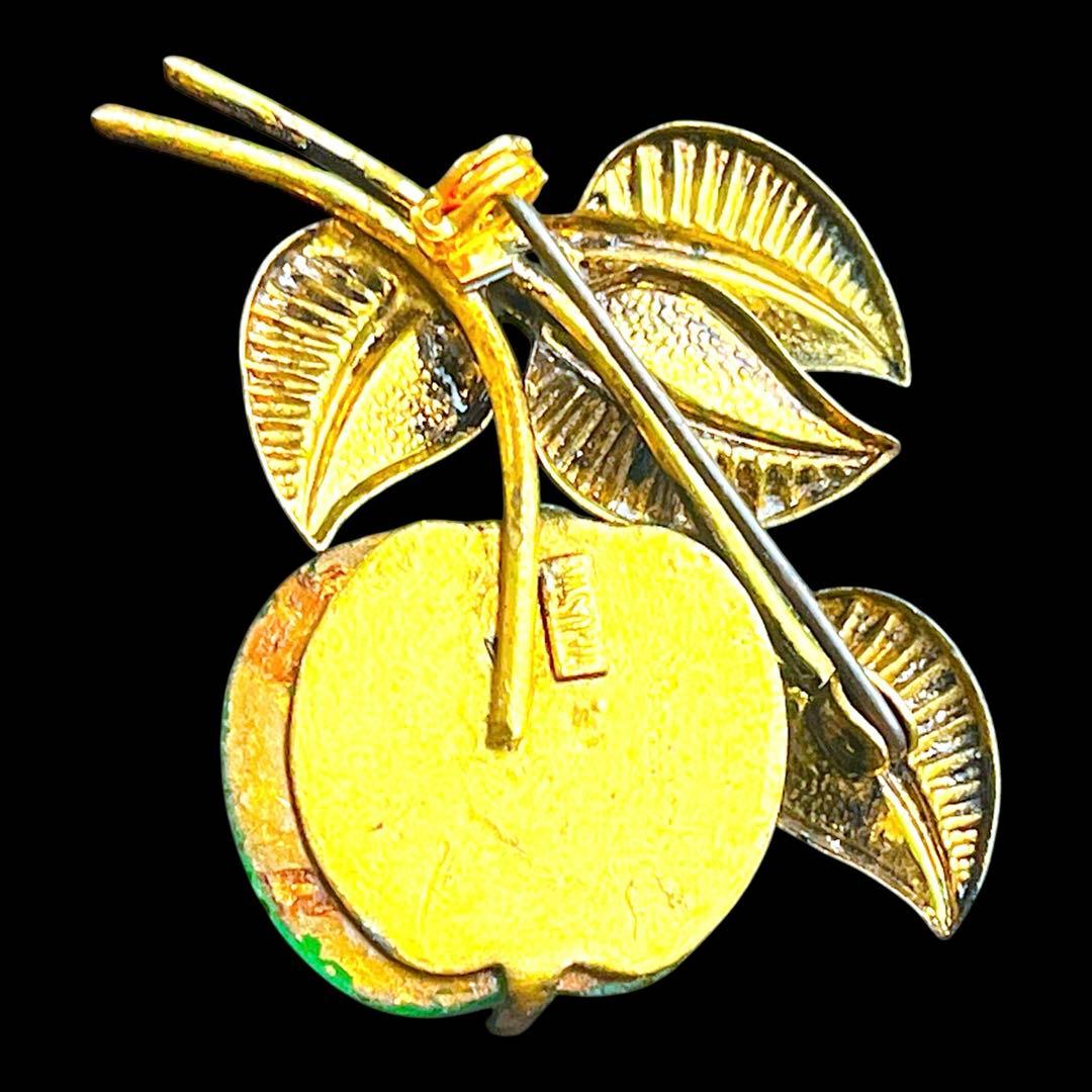 刻印有☆Austria☆オーストリアフロスト☆禁断の果実アップルデザインブローチ