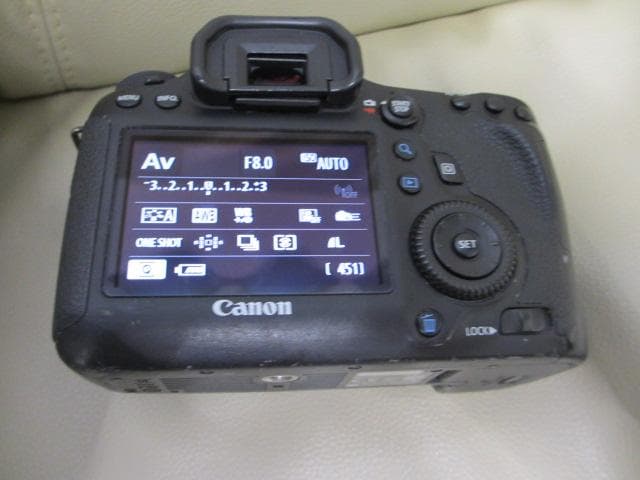 CANON(キャノン) 一眼レフ EOS 6D レンズEF40mm F2.8
