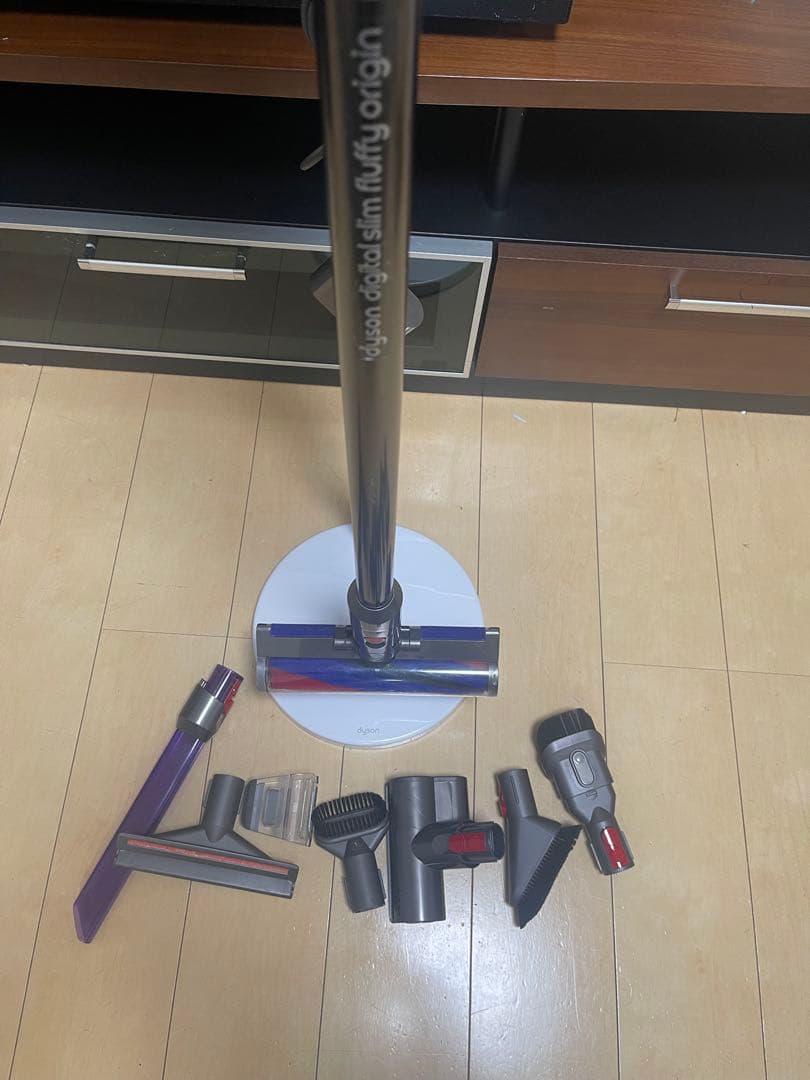 【美品】ダイソン digital slim SV18 スタンド付け