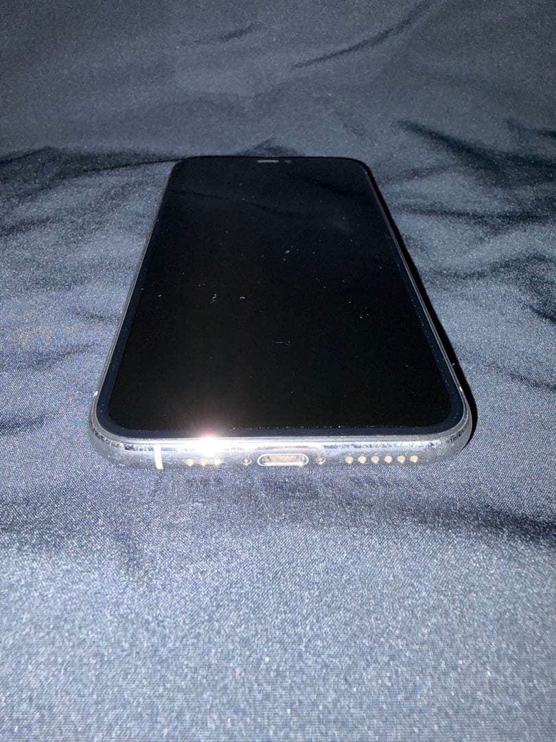 Apple iPhone 11 Pro シルバー本体【美品】