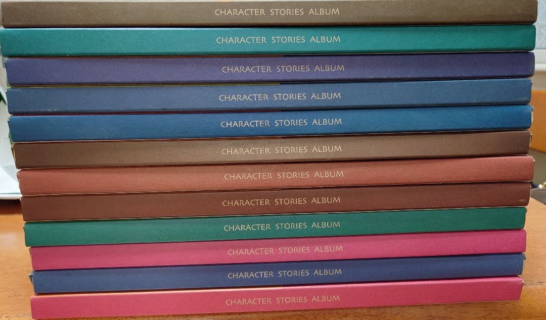 ☆新品·未使用☆ディズニーキャラクターストーリーズアルバム☆全12冊