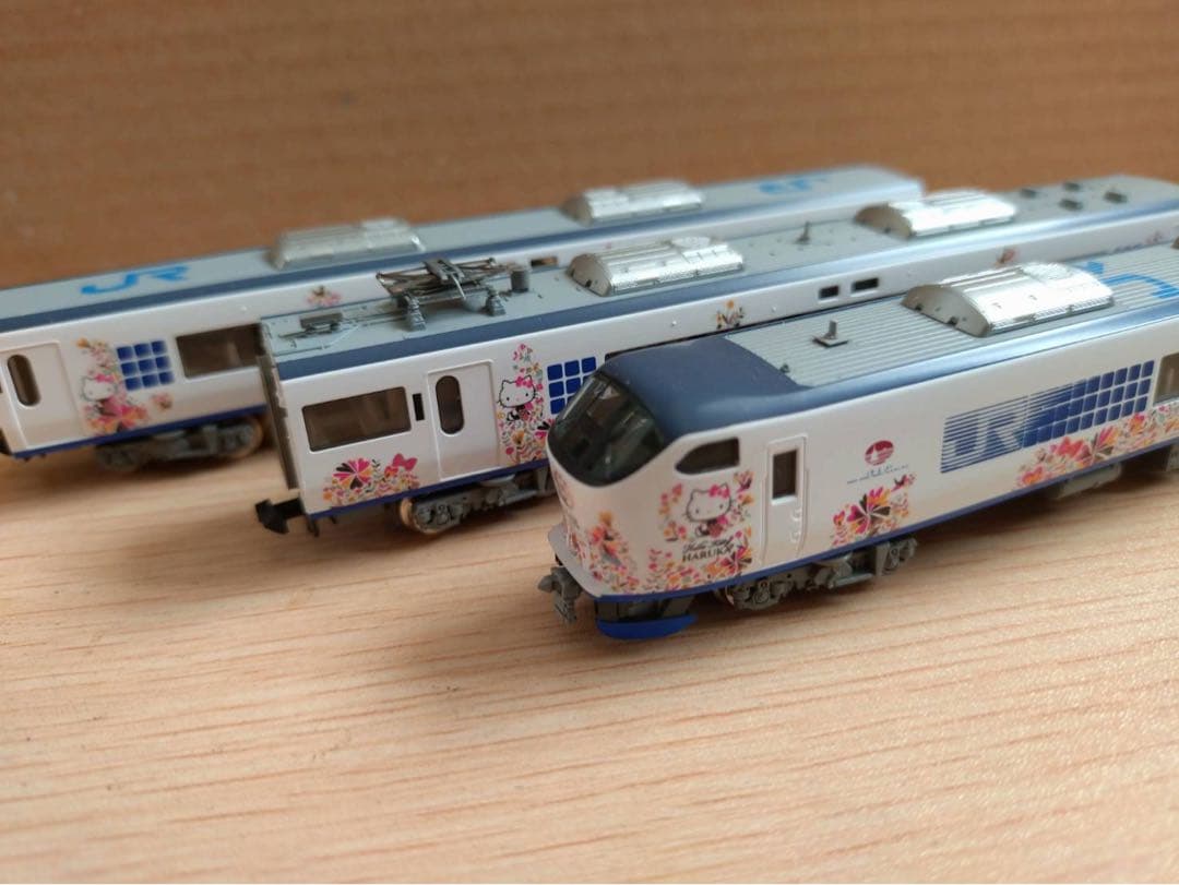 ハローキティはるか・Ori-Tsuru 6両