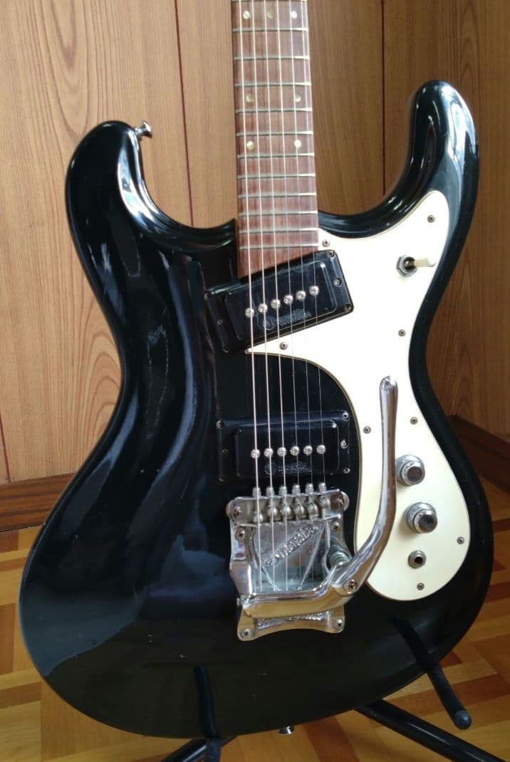 ピックアップ交換（モズライト用）　モラレス　エレキギター