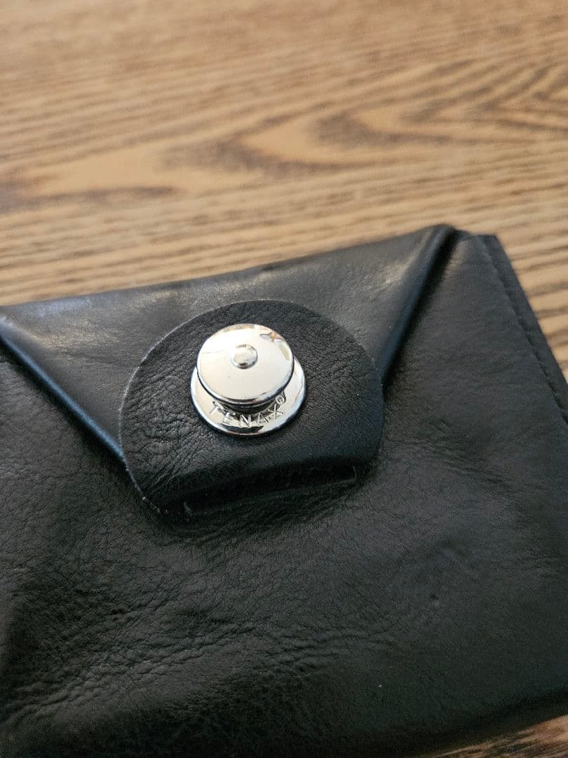 ワサビクラフト　ハーフウォレット　ブラック