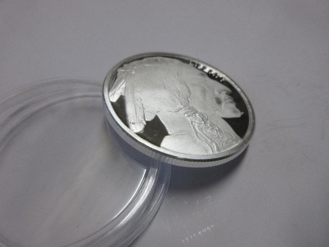 ロ*ン様 シルバー　　インディアン　31.2g 　銀貨　未使用 　g088