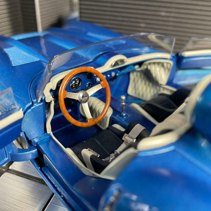 激レア未展示品　オートアート 1/18 シボレー コルベット SS 1957