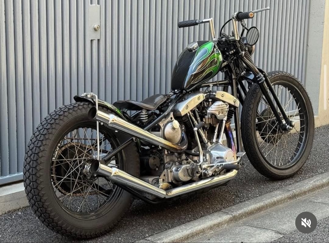 ピーナッツタンク　ハーレー　タンク　ガソリンタンク　バイクタンク