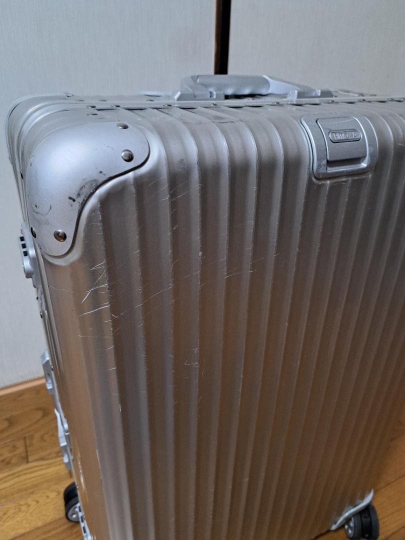 リモア　スーツケース　トパーズ シルバー　82L　4輪マルチホイール