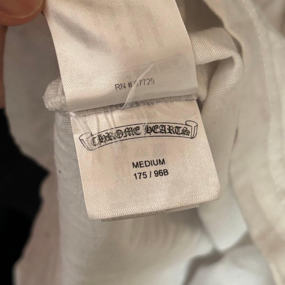 CHROME HEARTS スクロールラベルロゴ　ホワイト Tシャツ