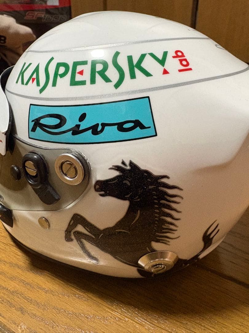 S.ベッテル　フェラーリ　1/2スケールヘルメット