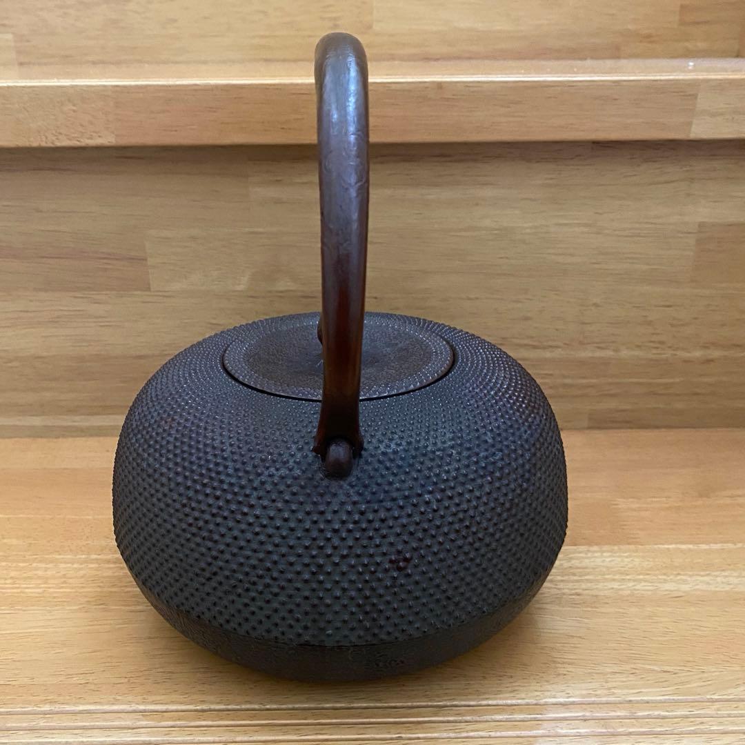 南部鉄器　南部鉄瓶