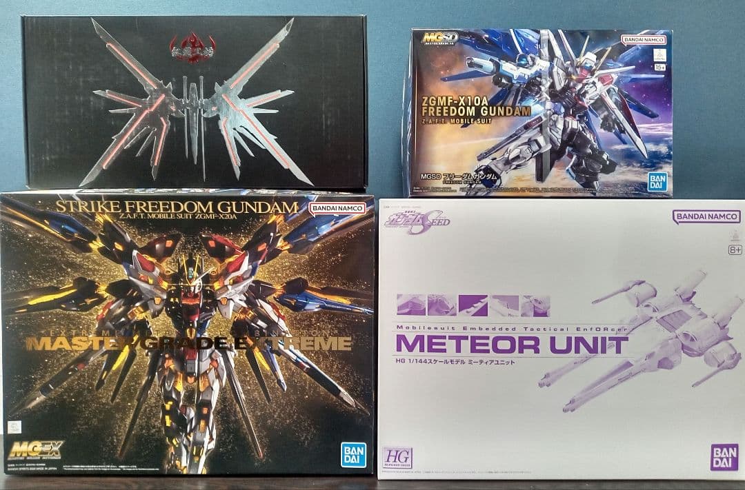 MGEXストライクフリーダム MGSDフリーダム HGミーティア他セット販売