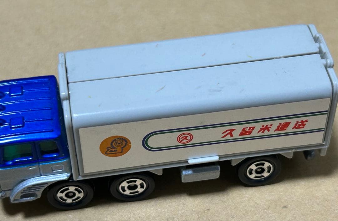 日本製 トミカ ふそう ウイングルーフ トラック 久留米運送