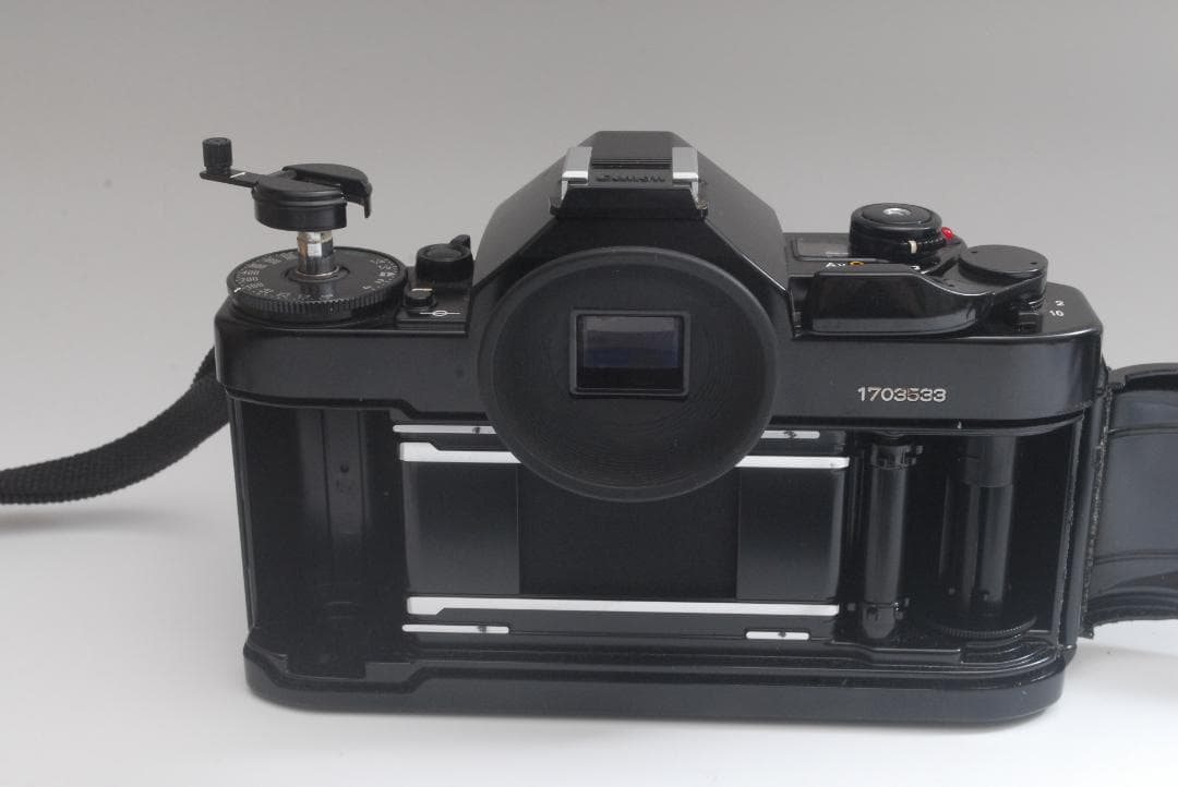 [美品]　Canon キャノンA-1 NFD 35mm 2.8