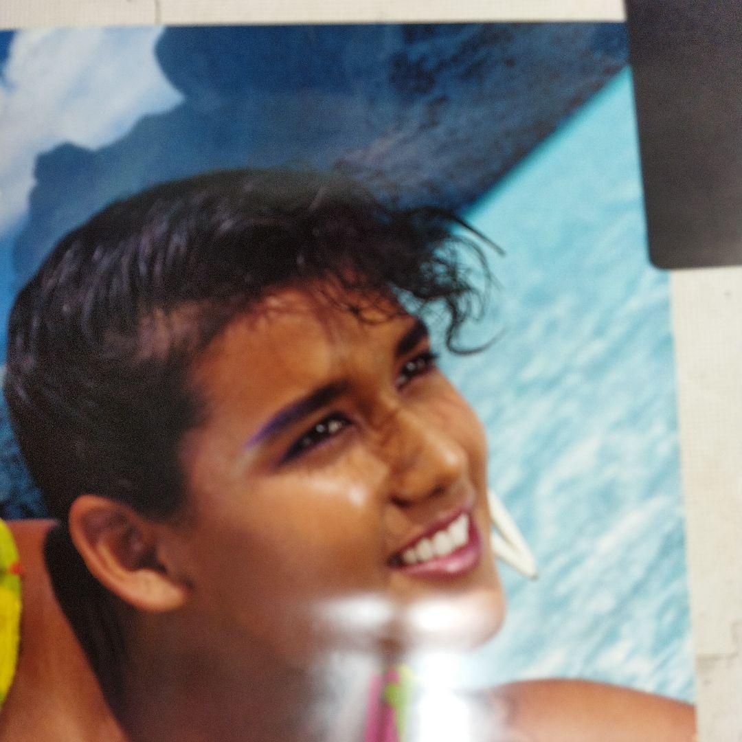 資生堂　エレン・マリー・ミモリ　ポスター　約73×51.5センチ