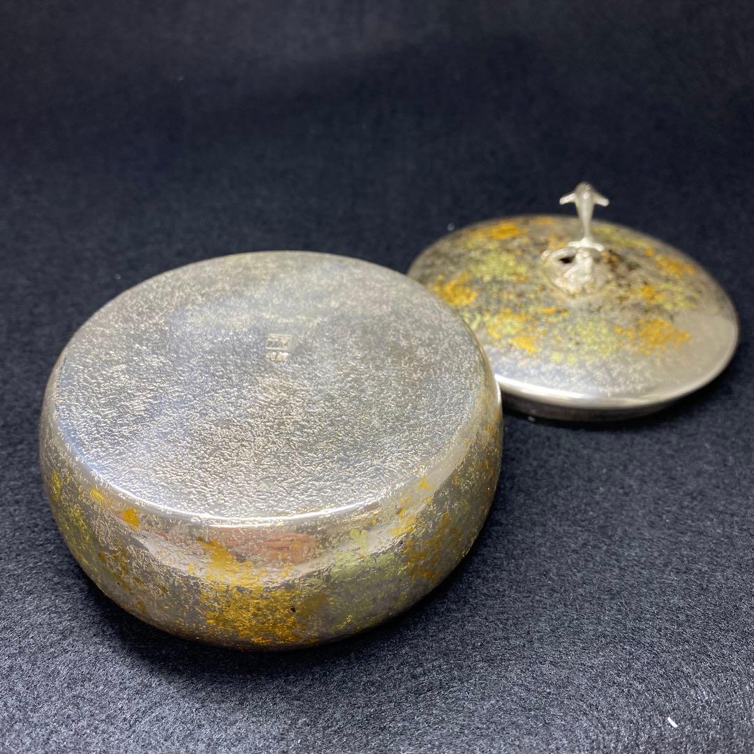 純銀刻印　宮田亮平　南鐐金彩イルカ小箱　共箱　293g/口径8.5㎝