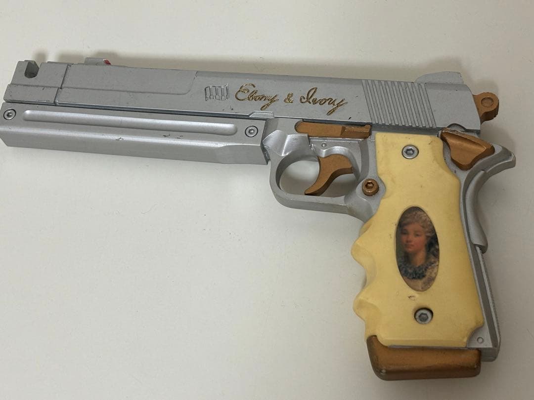 大日本技研　デビルメイクライ　エボニー&アイボリー　ガレージキット完成品