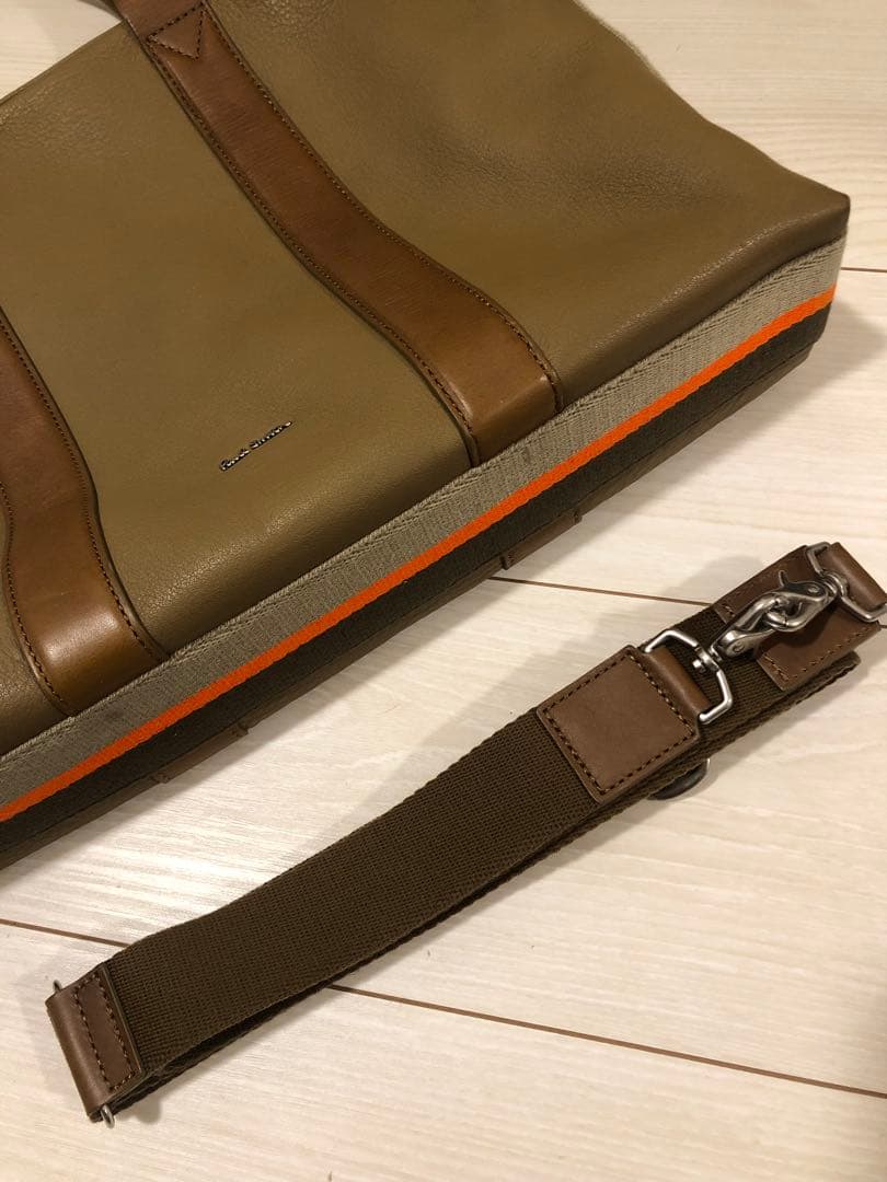 Paul Smith ブリーフケース 2WAY A4 PC収納 美品 カーキ
