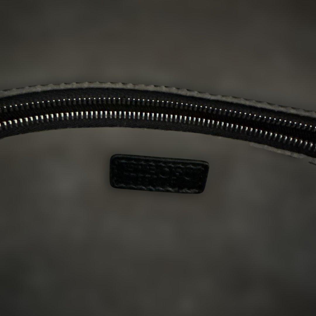 【HIROFU ヒロフ】ペルーシェSハンドバック　ブラックレザー　冠婚葬祭　美品